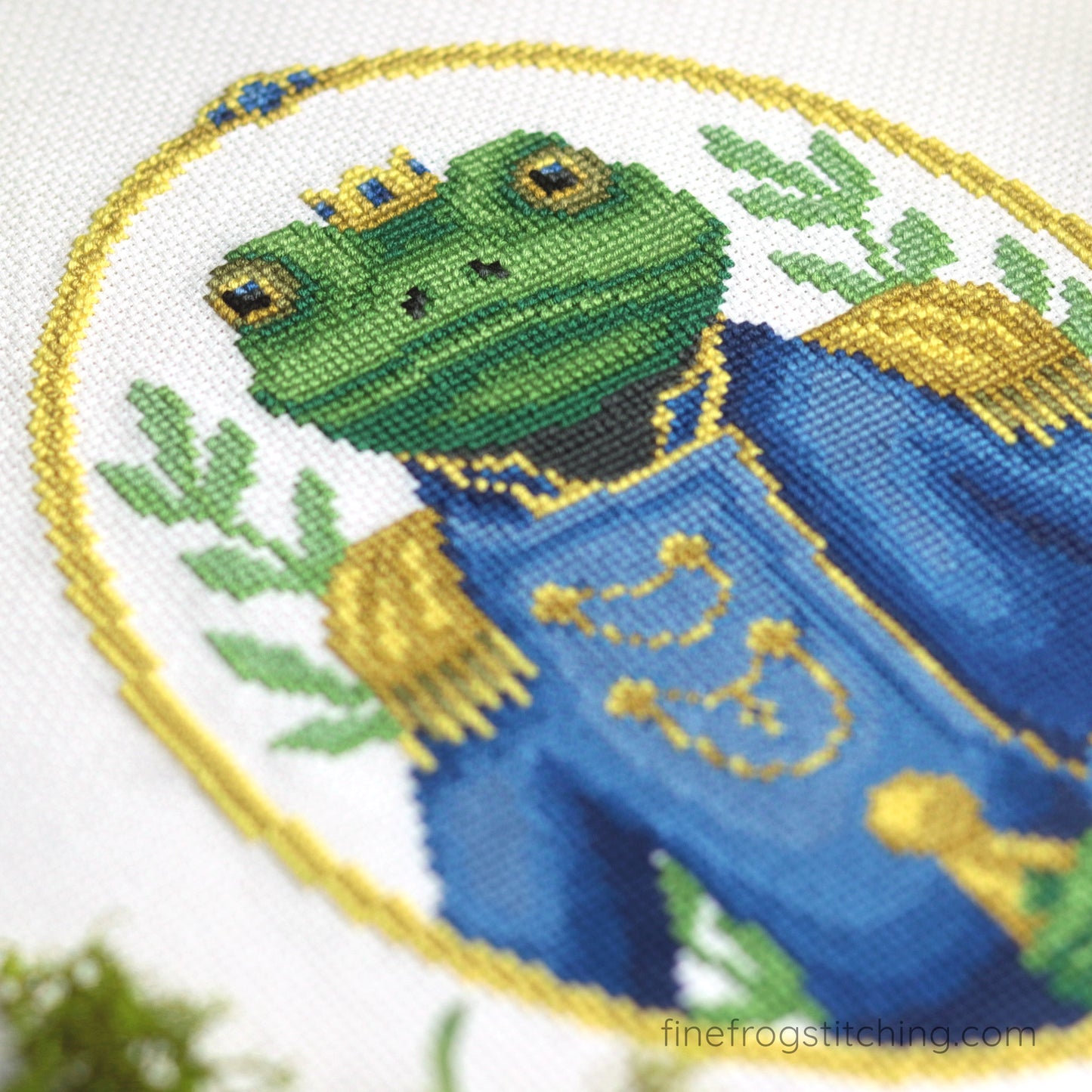 Prince Pondworthy - PDF magical royal frog cross stitch pattern