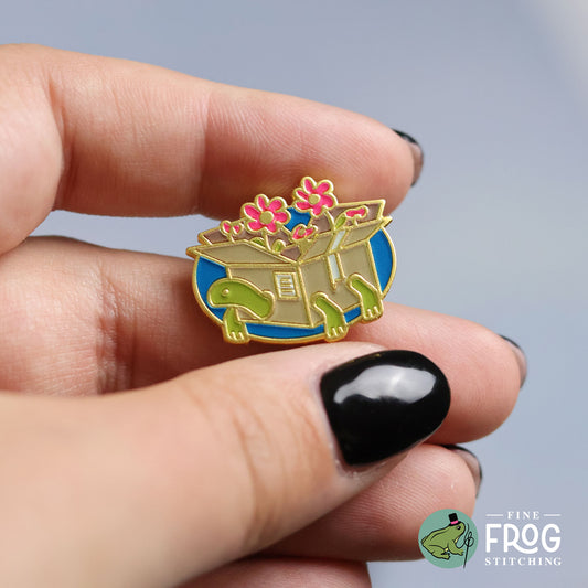 Box Turtle Needleminder - Magnetic Cross Stitch Needle Holder